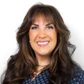 Chelsey Sparks Headshot